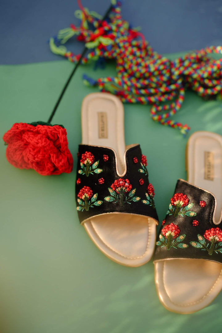 Chapter 13 - Slides | Shajr II For Women - Studio by TCS