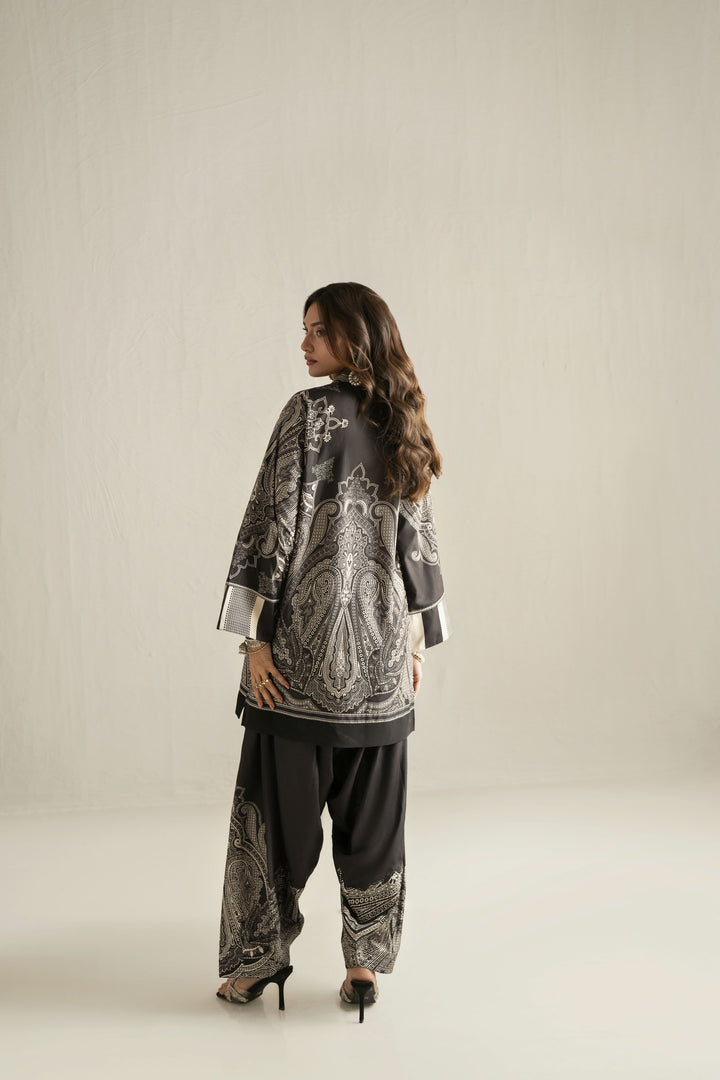 Shehrnaz - Crepe Silk Eclipse Cape Co-Ord For Women - Black