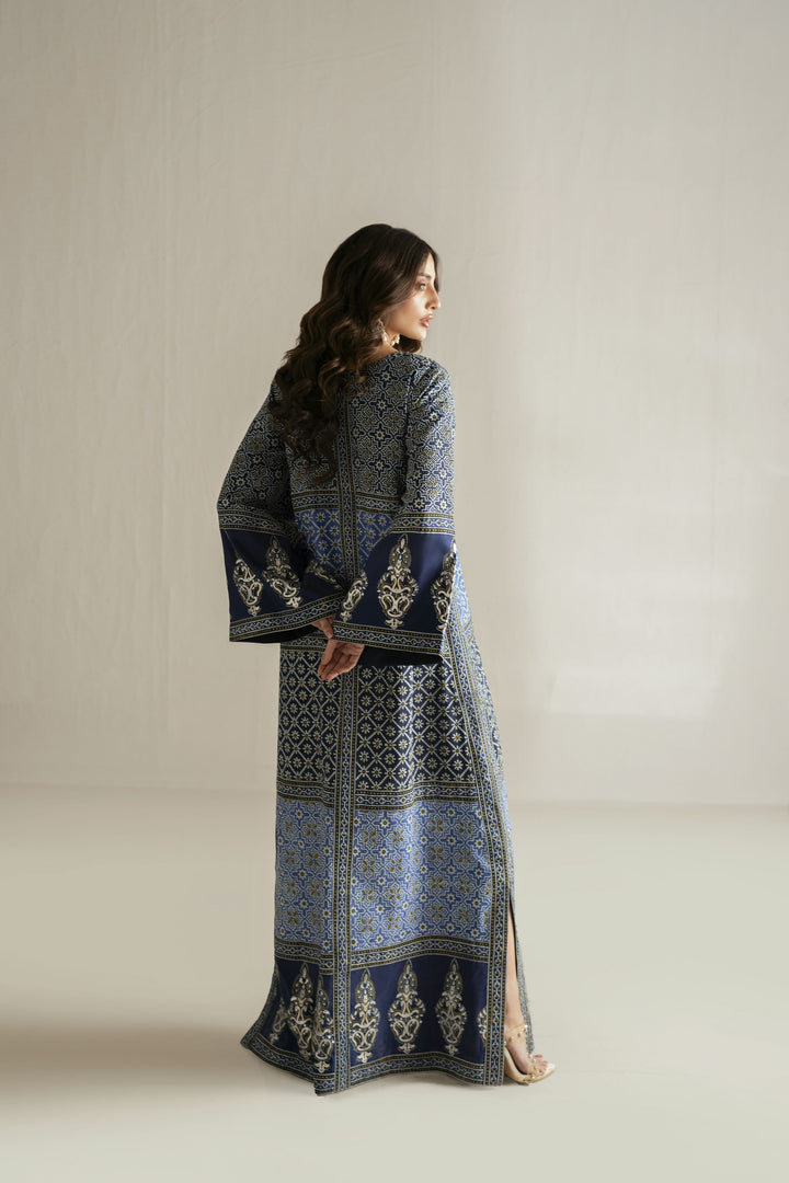 Shehrnaz - Pure Medium Silk Indigo Heritage Suit

 For Women - Navy Blue - Studio by TCS