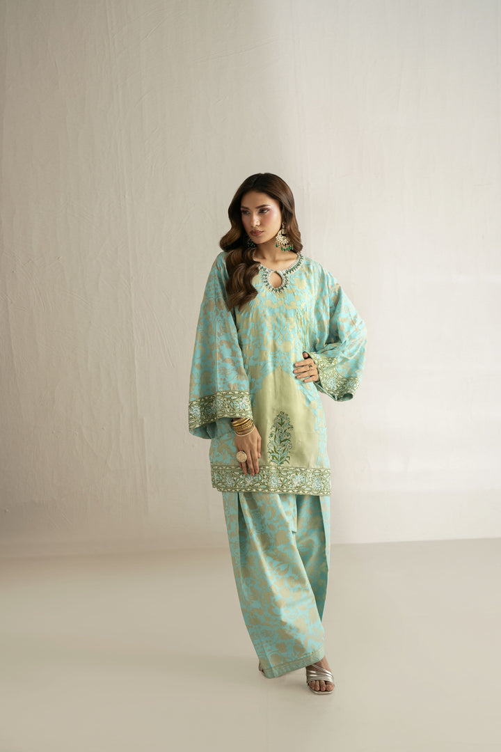 Shehrnaz - Medium Silk Seafoam Meadow Printed Suit For Women - Sea Green