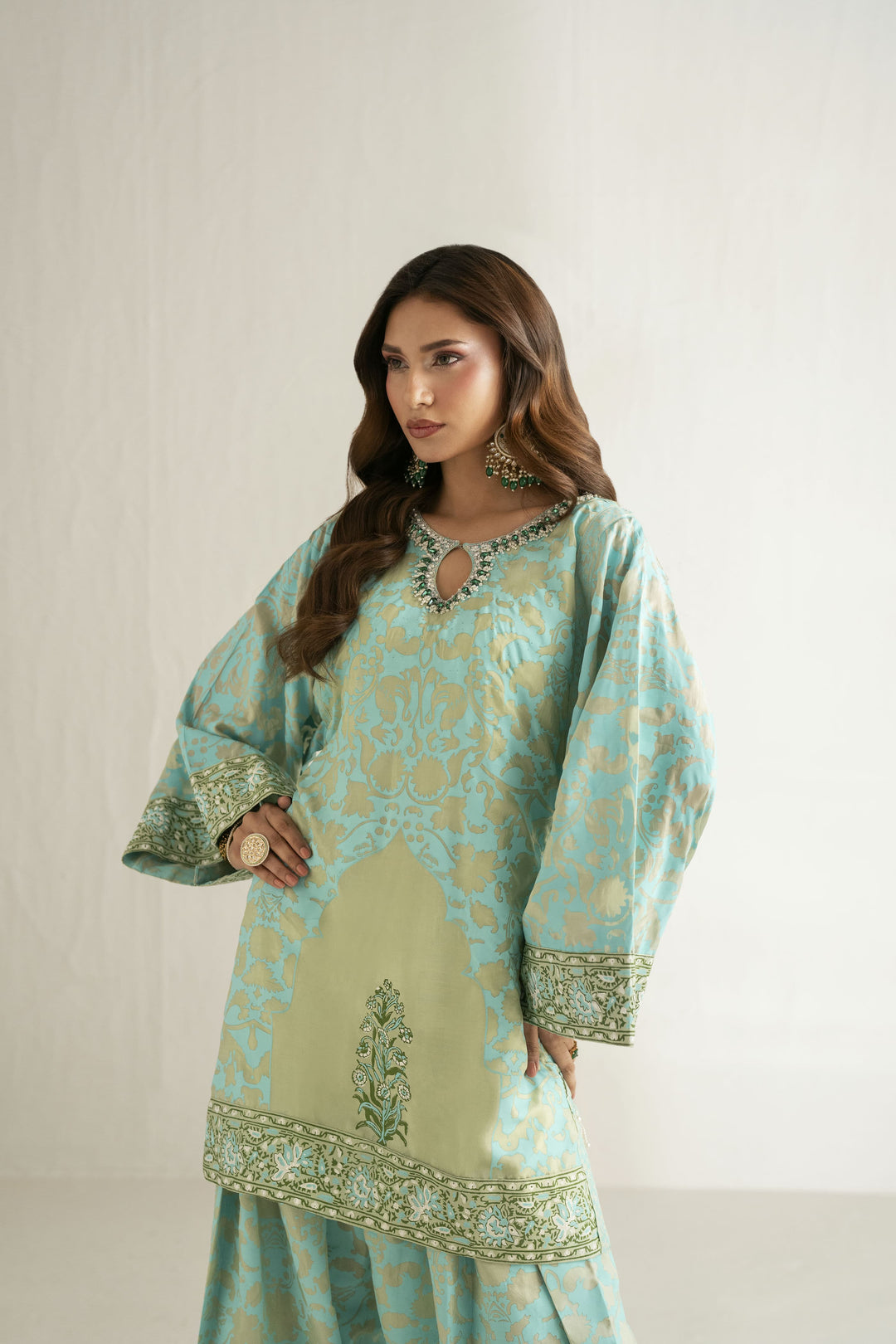 Shehrnaz - Medium Silk Seafoam Meadow Printed Suit For Women - Sea Green