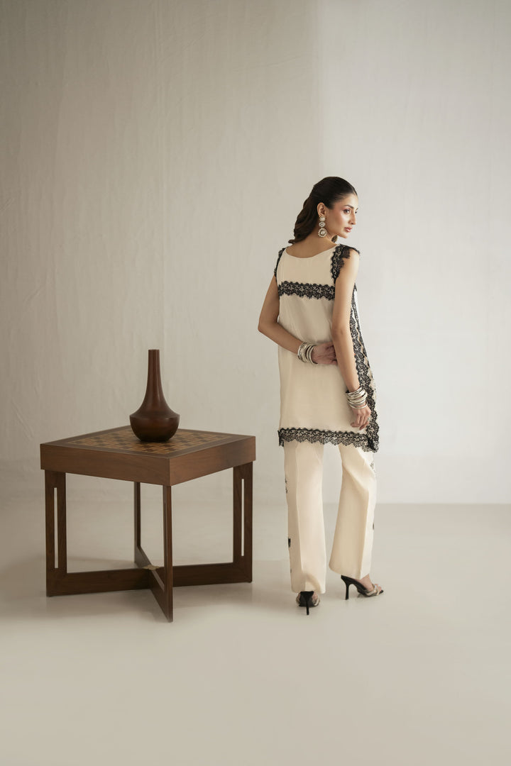 Shehrnaz - Russain Silk Ivory Inkline Co-Ord Set For Women - Off-White