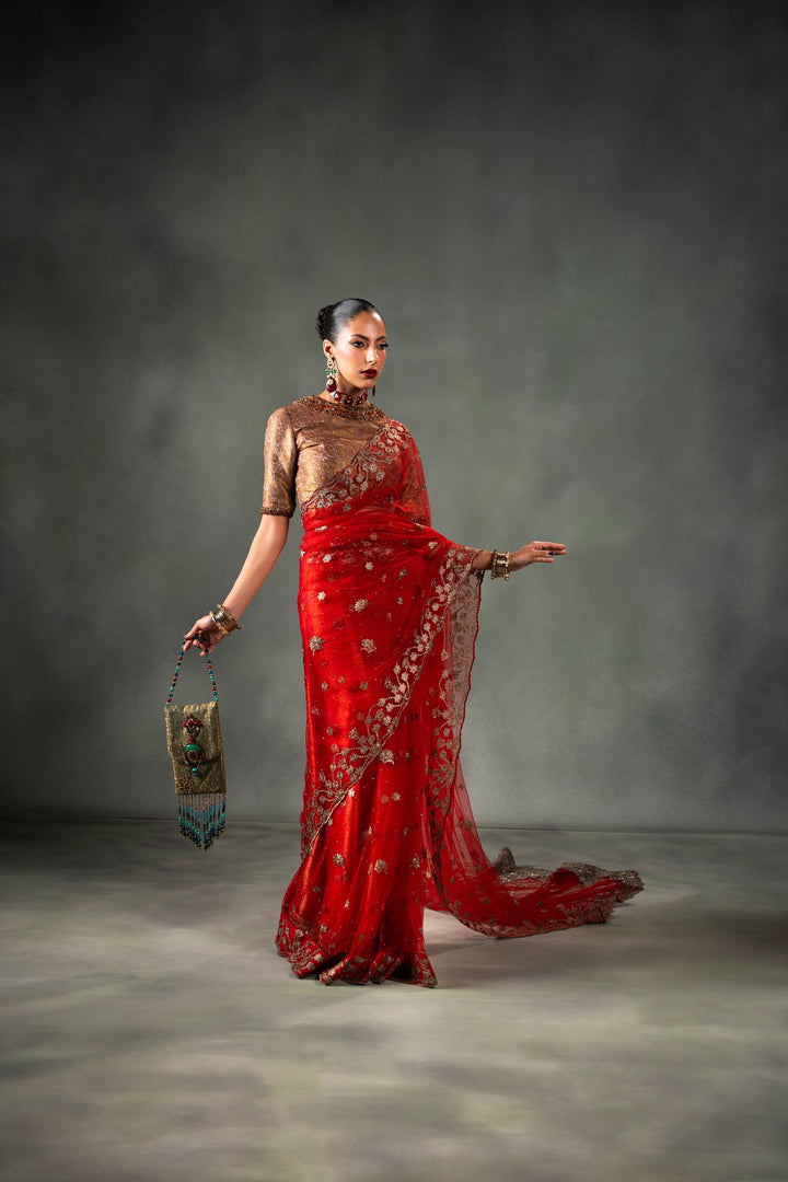 Nilofer Shahid - Asiye - Red - Saree
