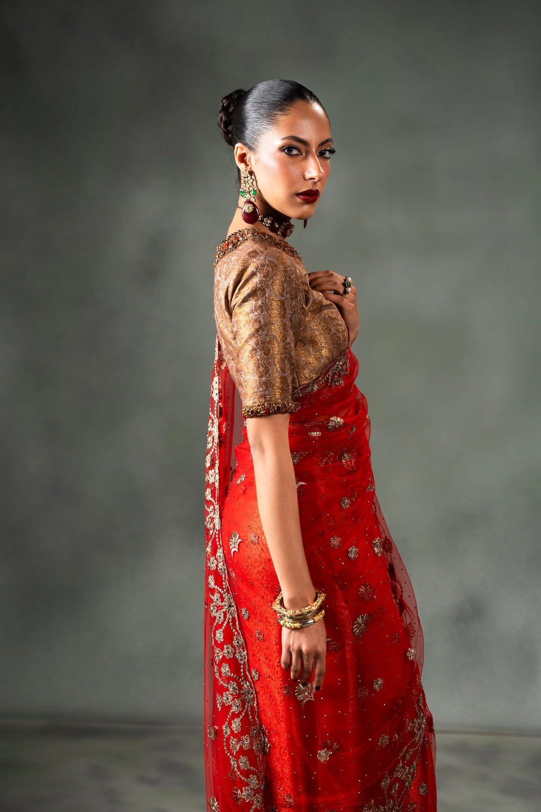 Nilofer Shahid - Asiye - Red - Saree