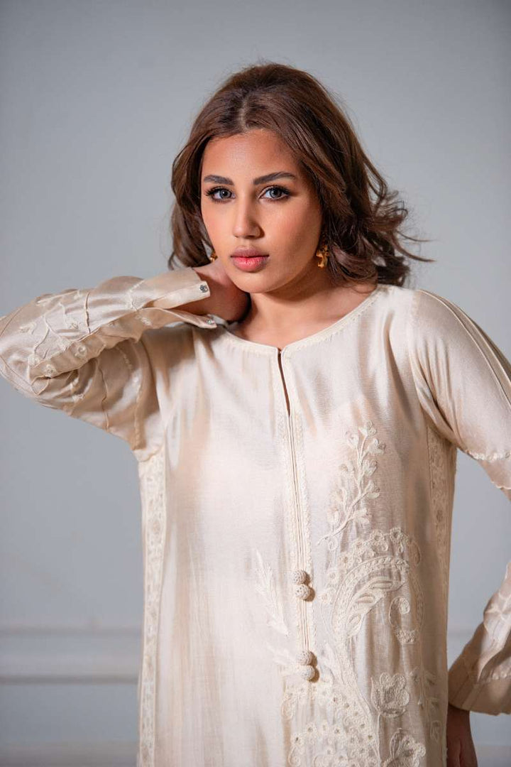 Yasmin Zaman - Butter Sheesha mat finish Suit For Women - Ivory  - 3 Piece