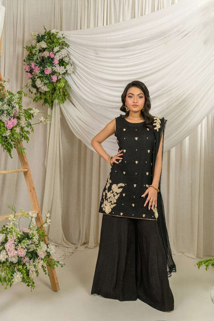 Alishba Kashif - Ebon - Black - Khaadi Net & Silk - 3 Piece