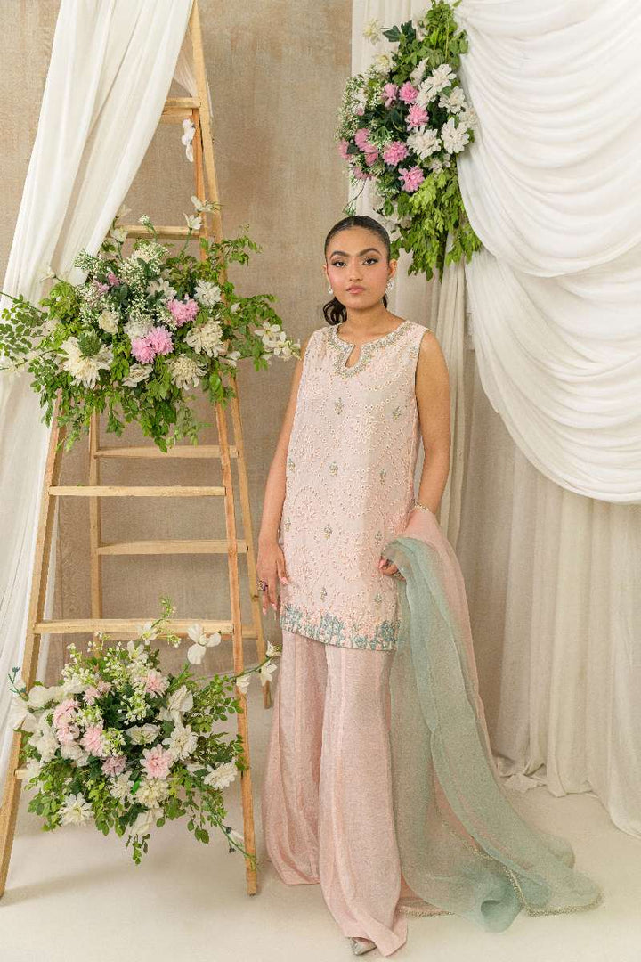 Alishba Kashif - Mahrosh - Peach - Tusser Silk - 3 Piece