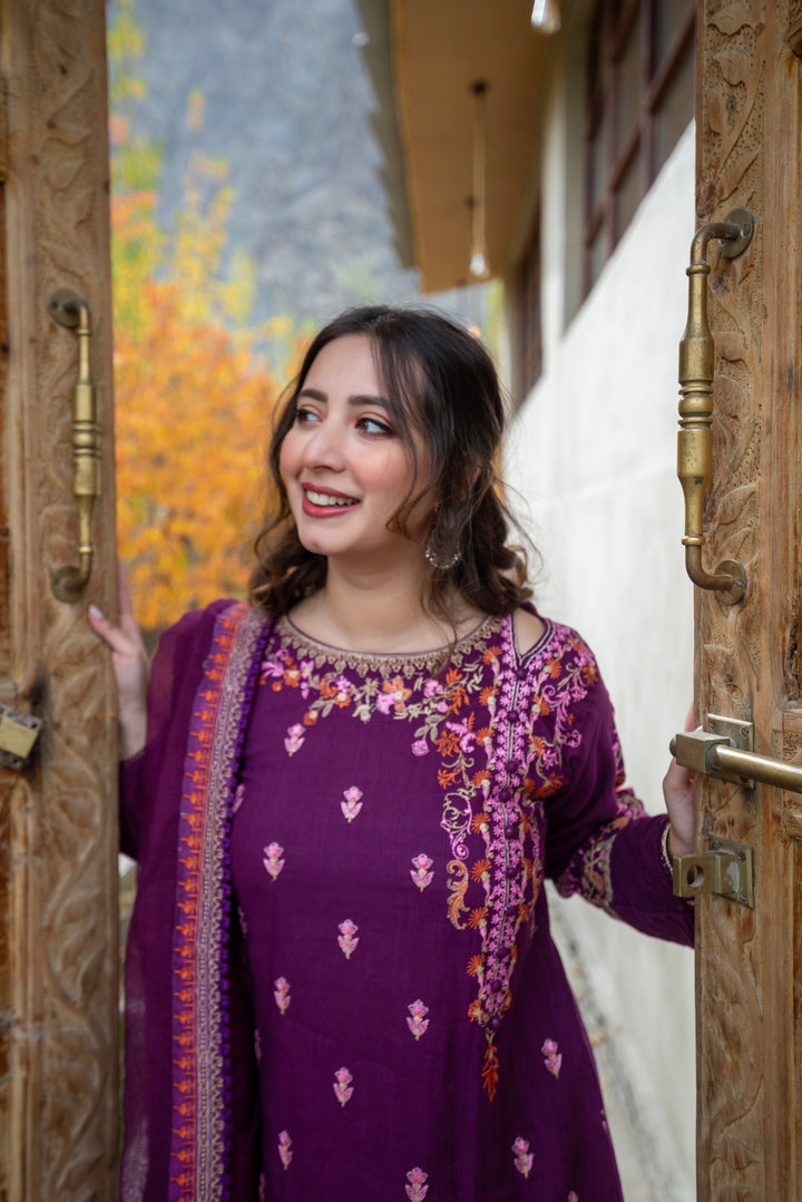 Omal by Komal - Mehek - Rust - Khaddar & Khaadi Net - 3 Piece