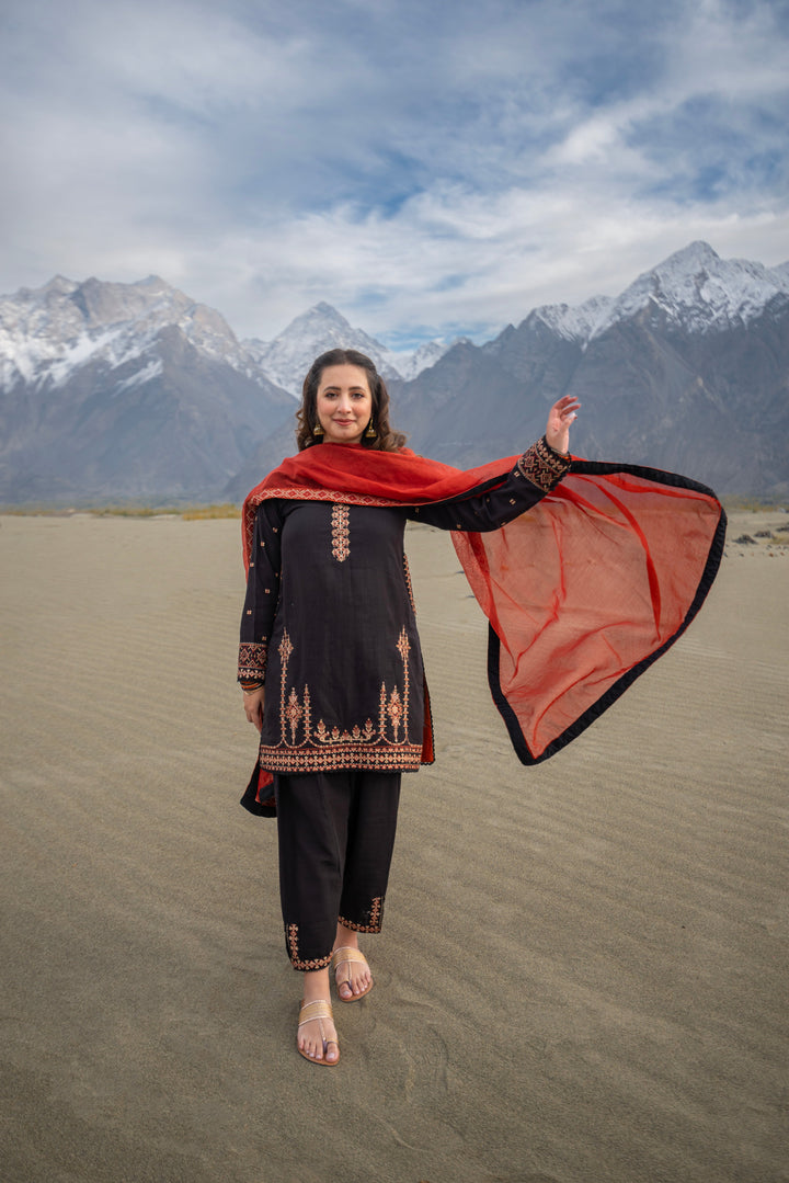 Omal by Komal - Zamda - Rust - Khaddar & Khaadi Net - 3 Piece