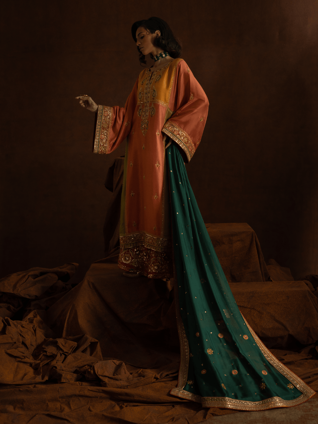 Sanam Chaudhri Jahanray Brown 2 Piece