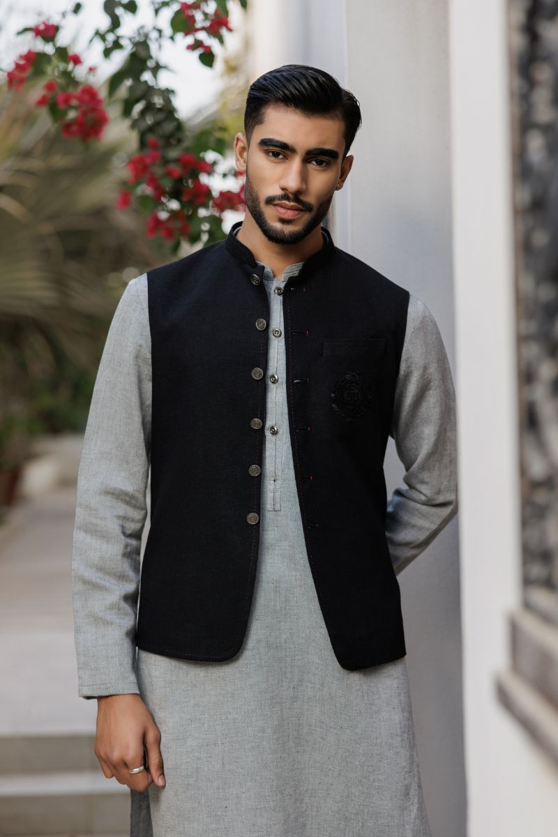 Deepak Perwani - jkt1511, Kur1384 & Pja23 - black - 3 Piece