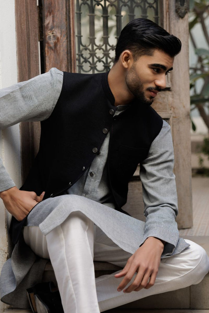 Deepak Perwani - jkt1511, Kur1384 & Pja23 - black - 3 Piece