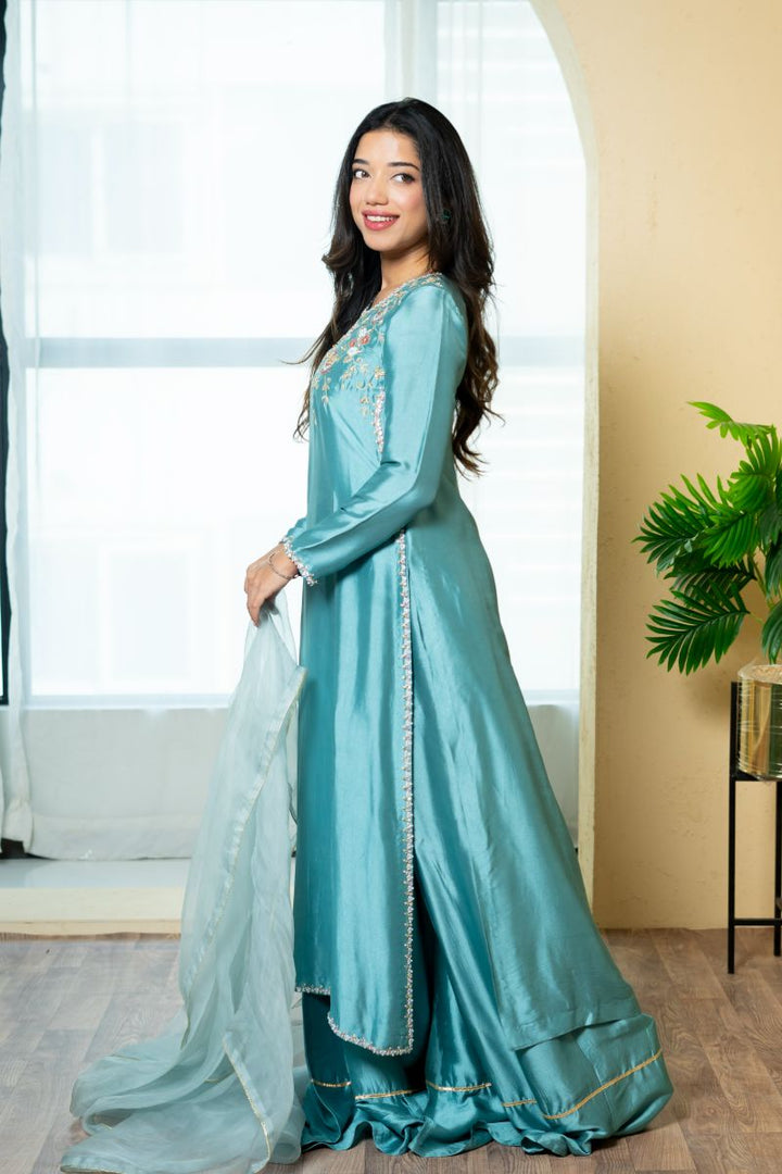 Urooj Atelier - EE-024-25 - light sea green - Sheesha Silk & Organza - 3 Piece
