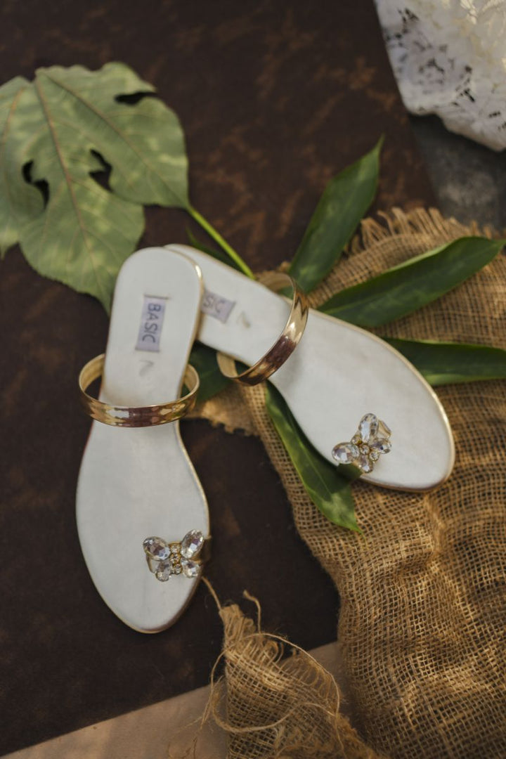 Basic by Chapter 13 - Crystal Flutter - Golden - Kohlapuri - 19103