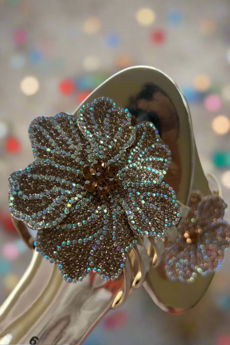 MILLI SHOES - Fancy Floral Slides - Golden - Slides