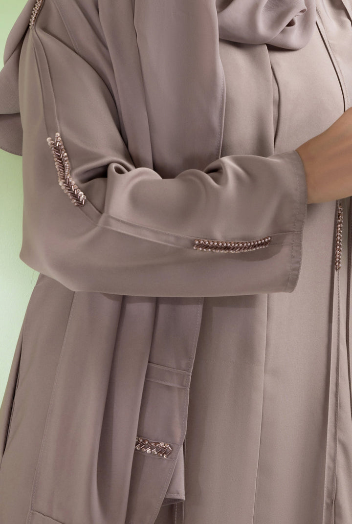 Malbus - Ivory Verse - nida - 1 Piece