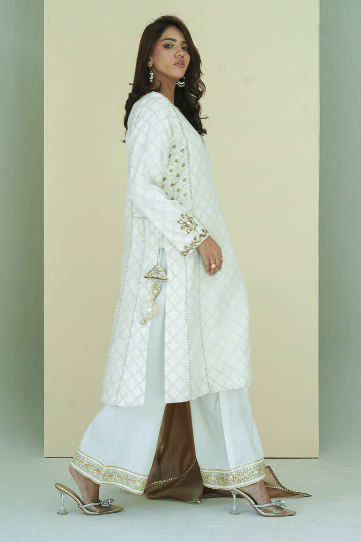 Gul E Noor - Zaraq - White and Brown - Banarasi Cotton - 3 Piece