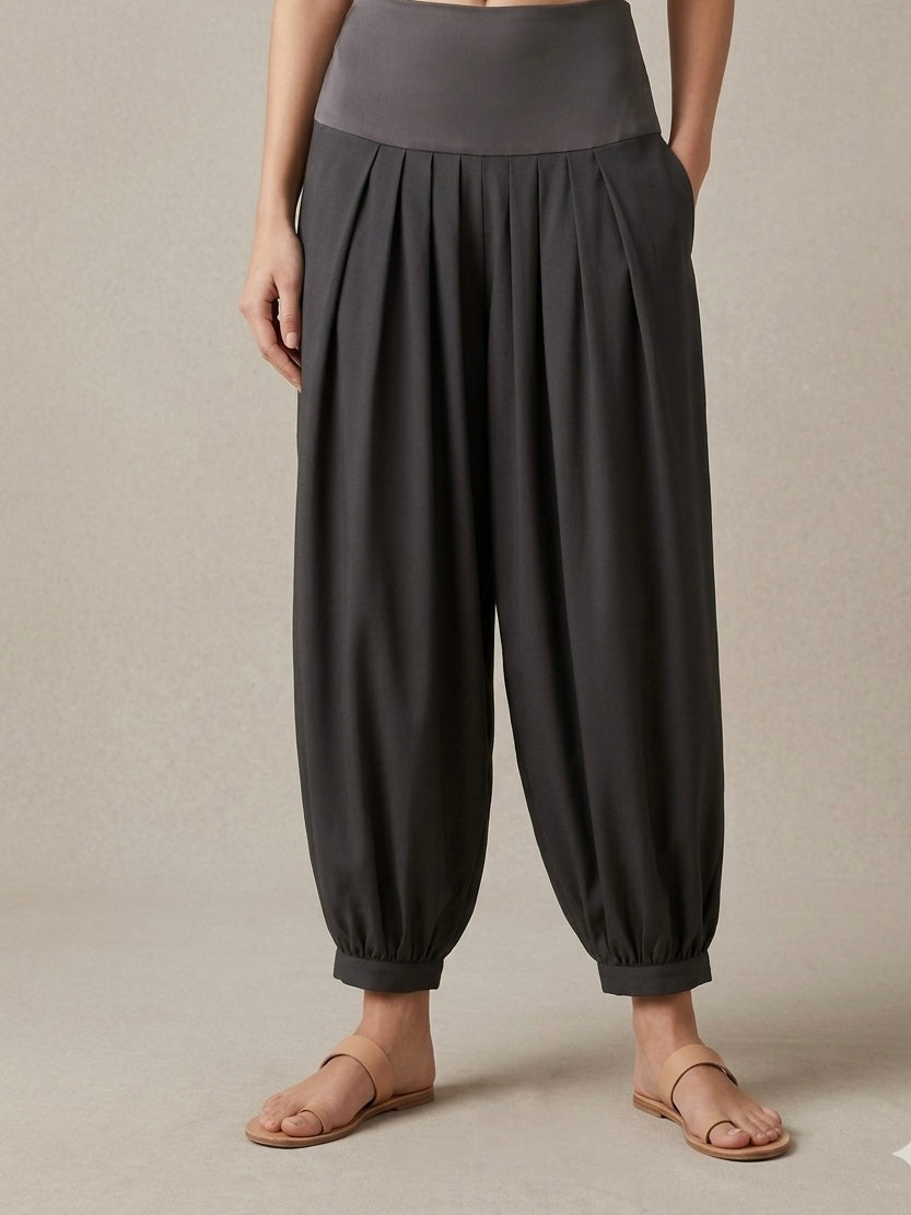 Gulabo - Bosky Balloon Fit Pant For Women - Black - 1 Piece