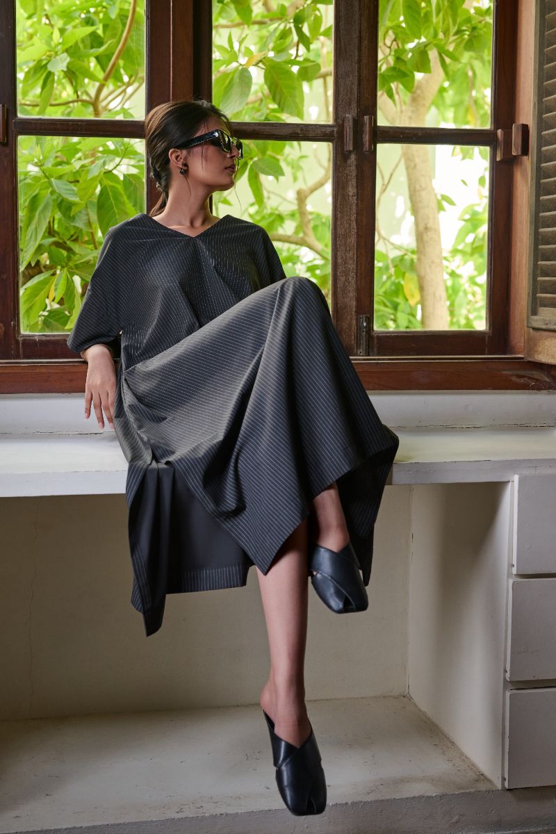 Gulabo - URBAN STRIPE DRESS - Egyption Cotton - Black - 1 Piece