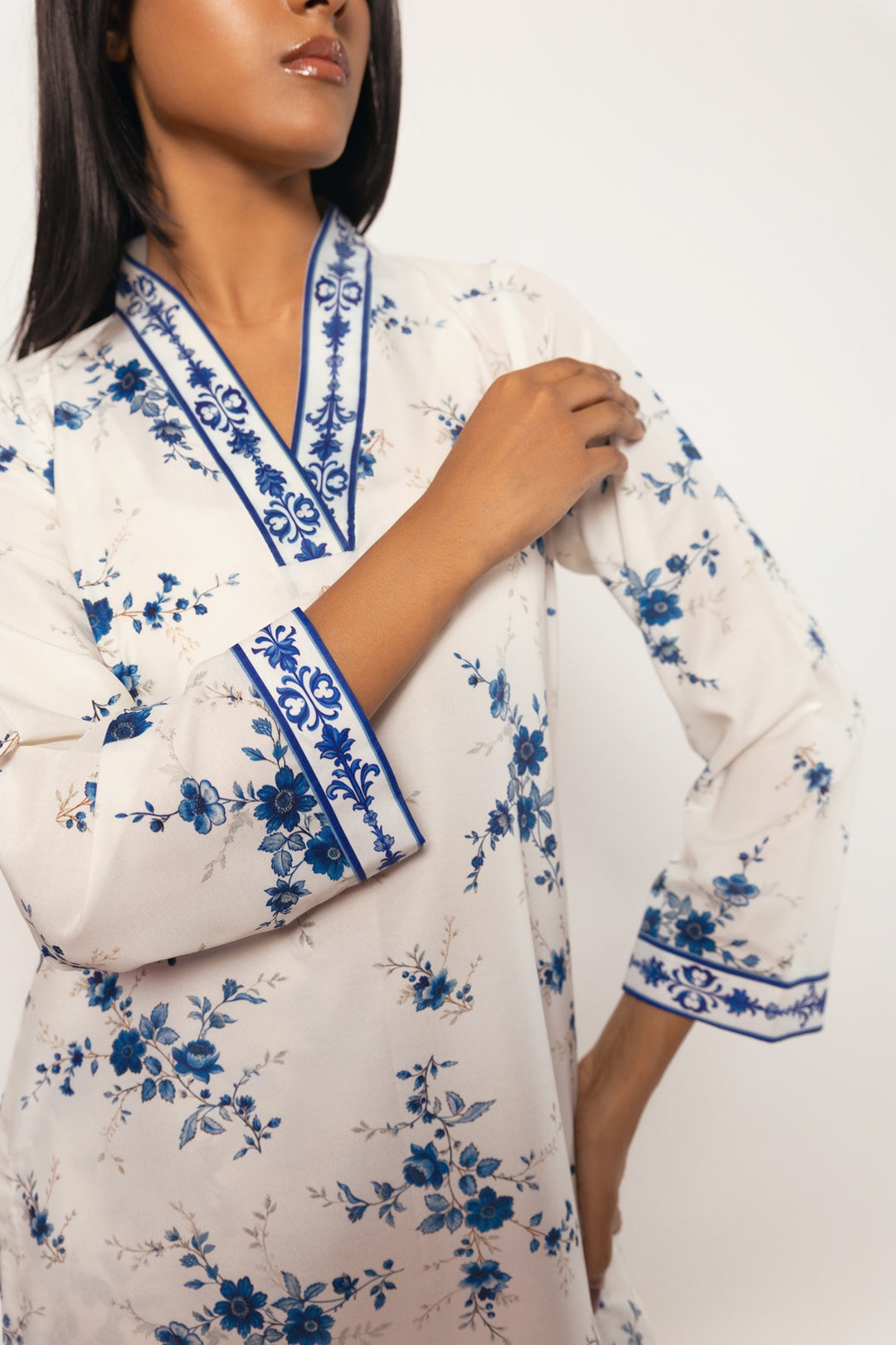 Gulenoor The Ceramic Path Co-ord set White 2 Piece