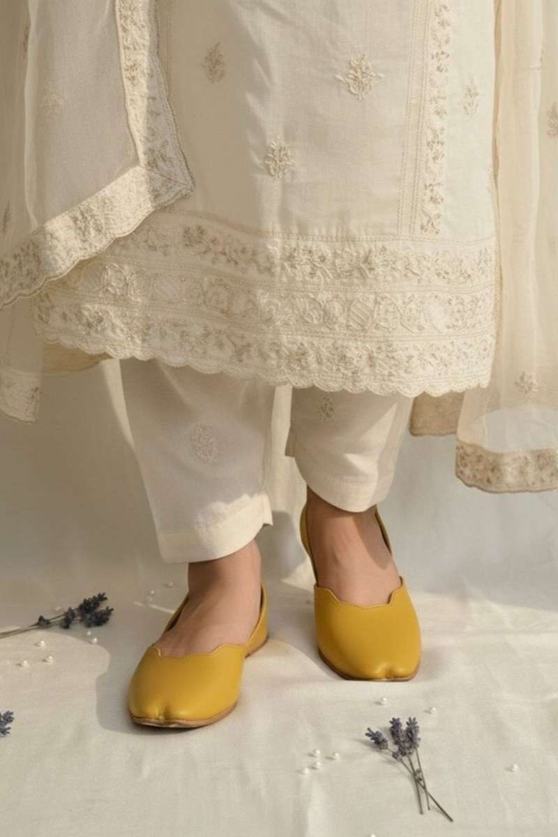 Hemo Handicraft - Bumble-Bee