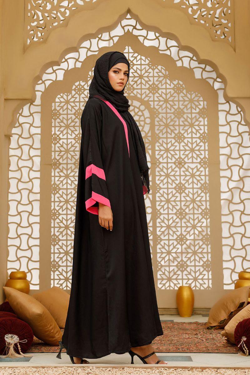 Hijabi - Alluring Fusion Abaya - Black