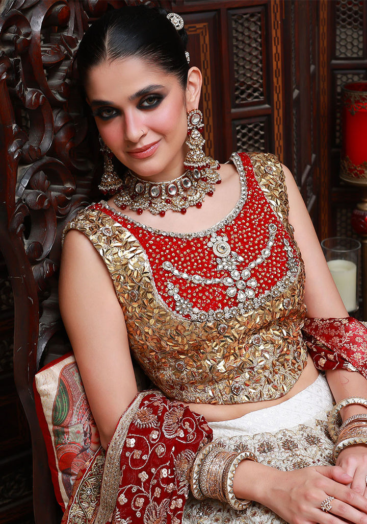 Huma Adnan aizelle Lehnga choli Champagne 3 Piece