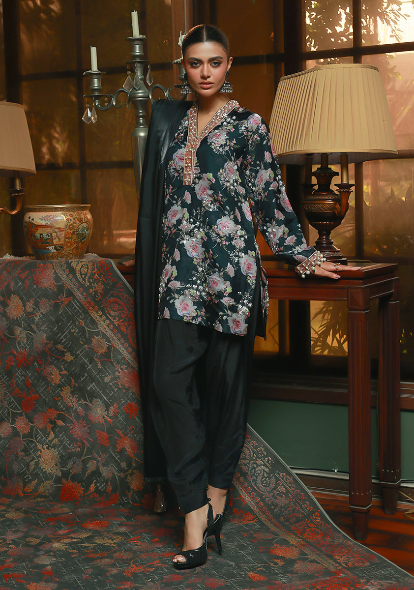 Huma Adnan maheera Suit Black 3 Piece