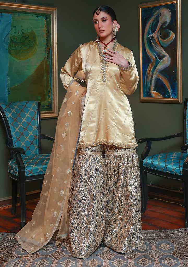 Huma Adnan naireen Suit Gold 3 Piece