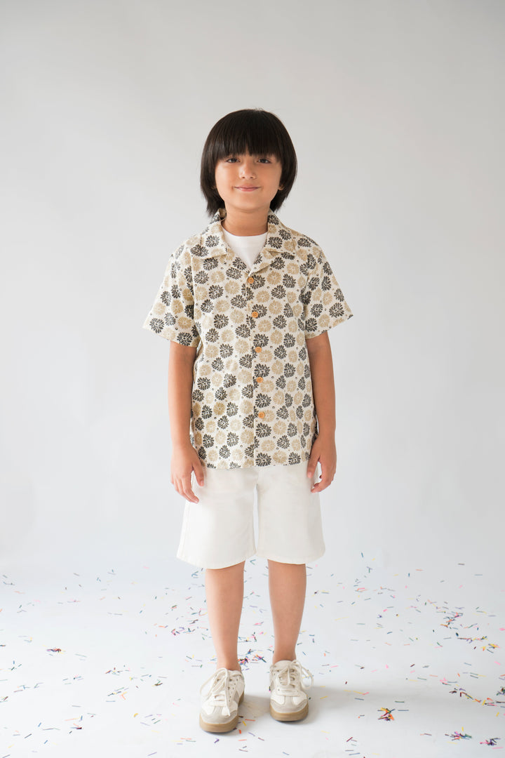 Hummingbirds - Sand &amp; Sage Bloom Cuban Collar Shirt - Linen - 1 Piece