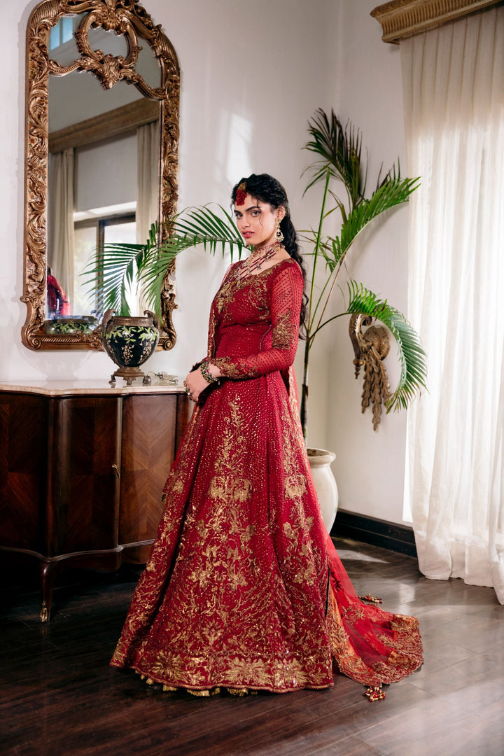 Nilofer Shahid - Whispers of the heart - Red - 2 Piece