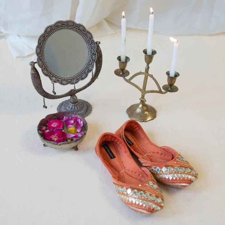 JootiShooti - Ronak Khussa (Orange)