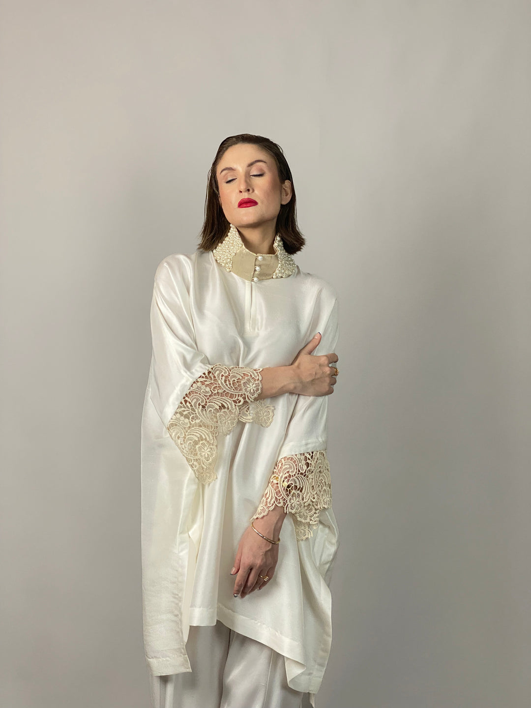 Maheen Khan - Lady In White - WHITE - RAW SILK - 1 Piece