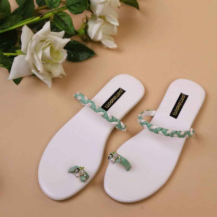 JootiShooti - Lady B. White