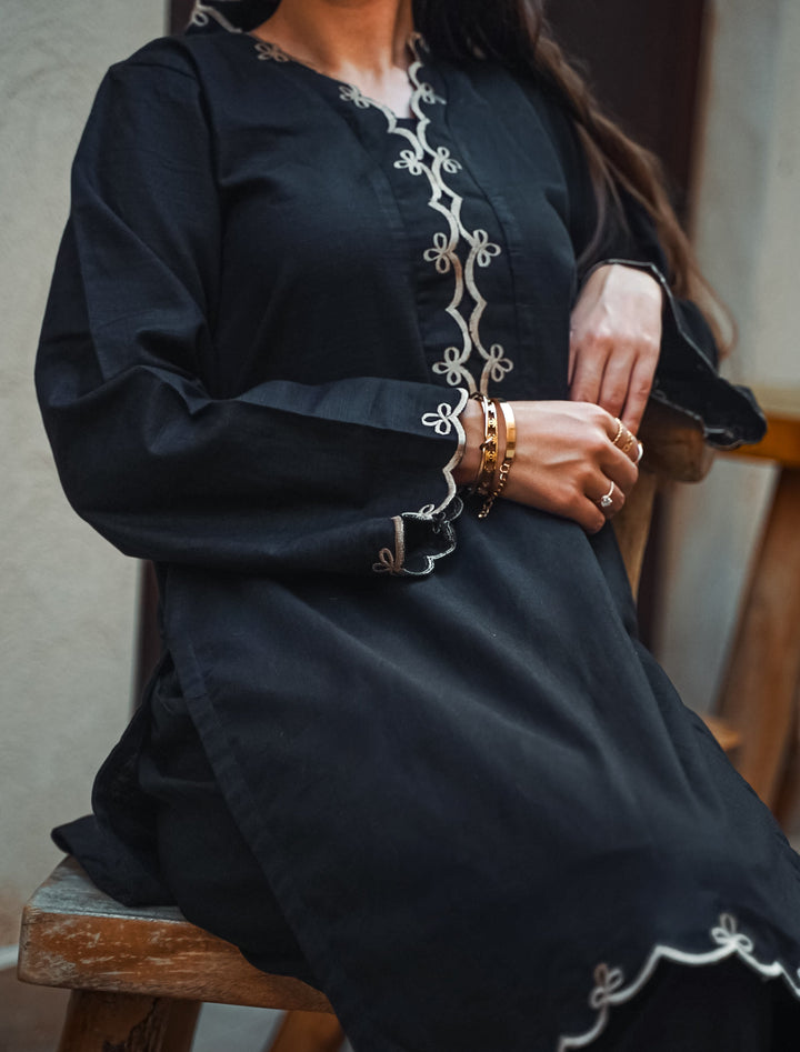 Ombrella - Ethereal in Black - khaddar