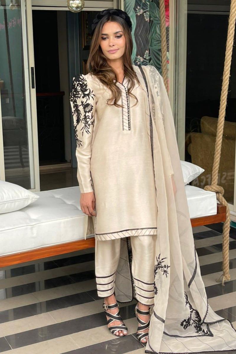 Irum Ghani Trends - New day - 3 Piece - Silk & Organza