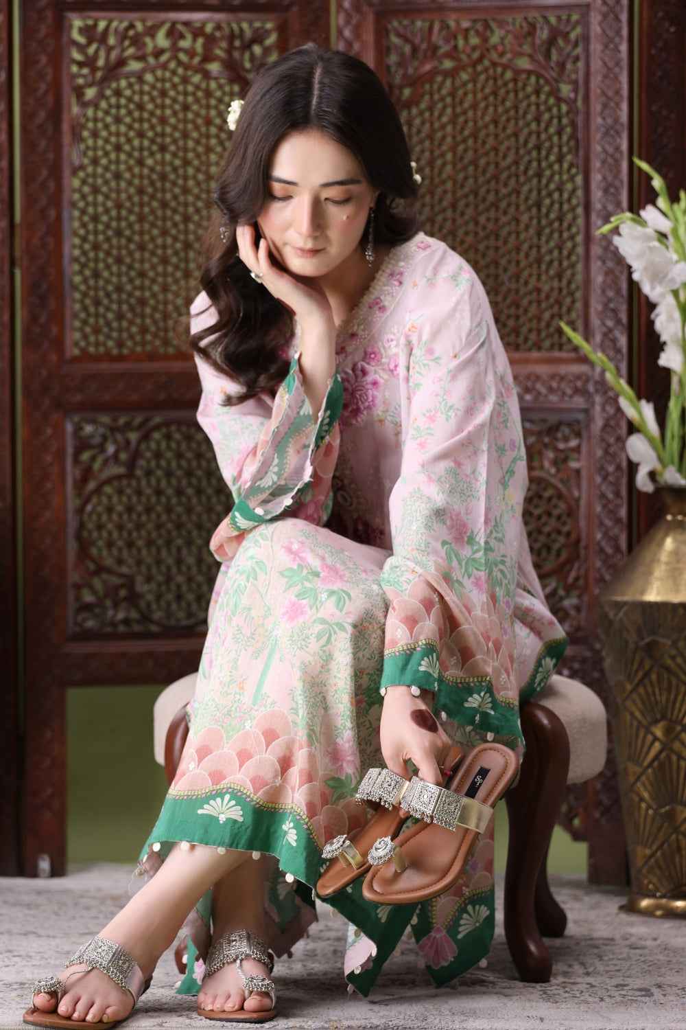 JootiShooti - Chand Bali Gold Kolhapuri For Women