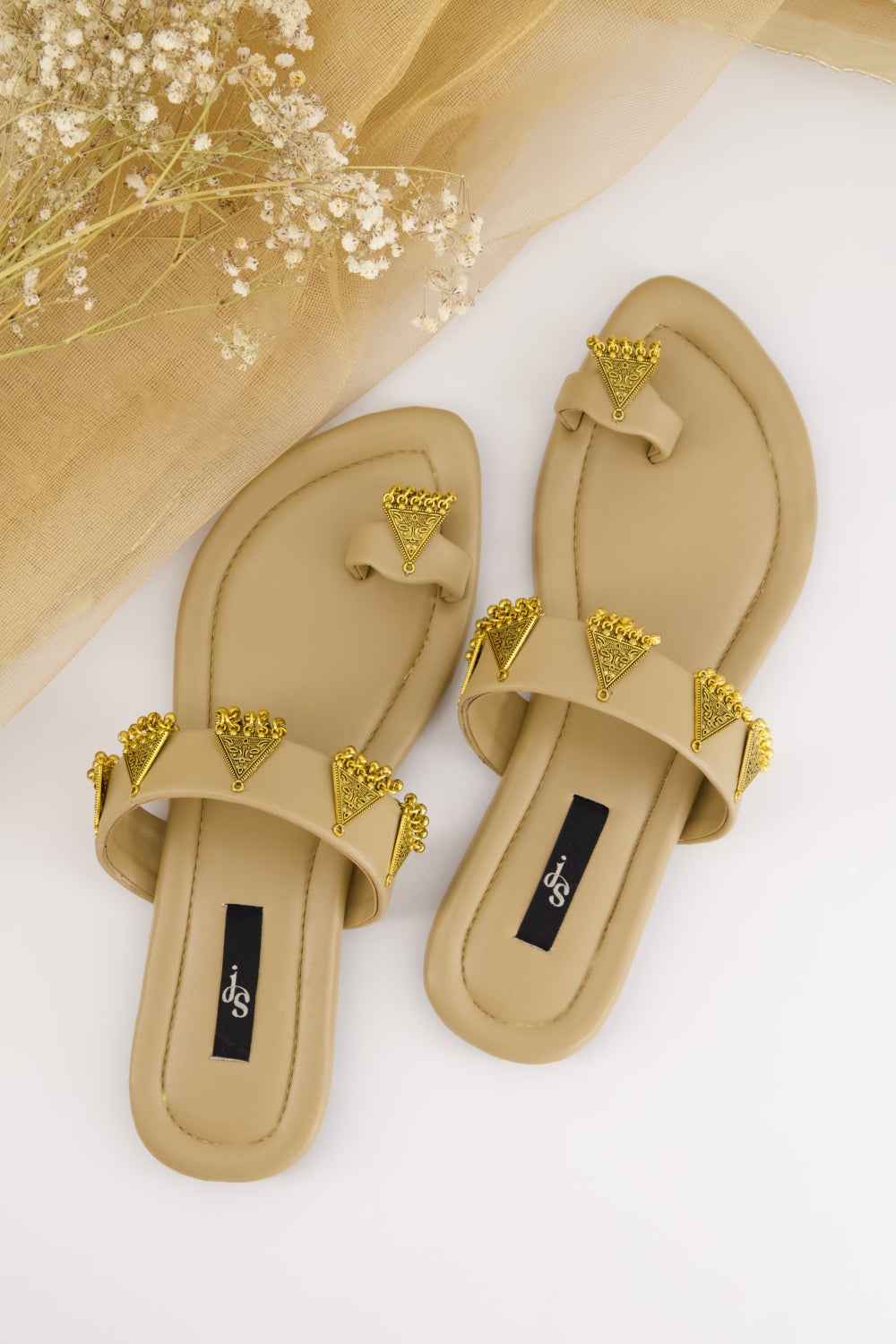 JootiShooti - Nauratan Beige Kolhapuri For Women