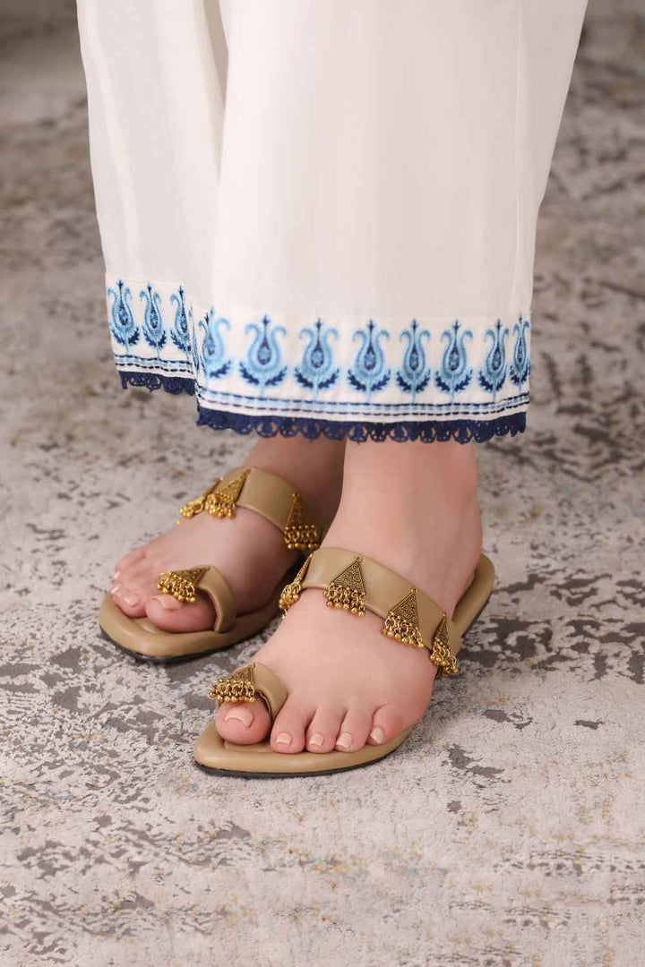 JootiShooti - Nauratan Beige Kolhapuri For Women