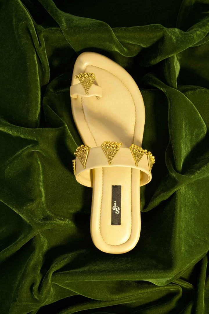 JootiShooti - Nauratan Beige Kolhapuri For Women