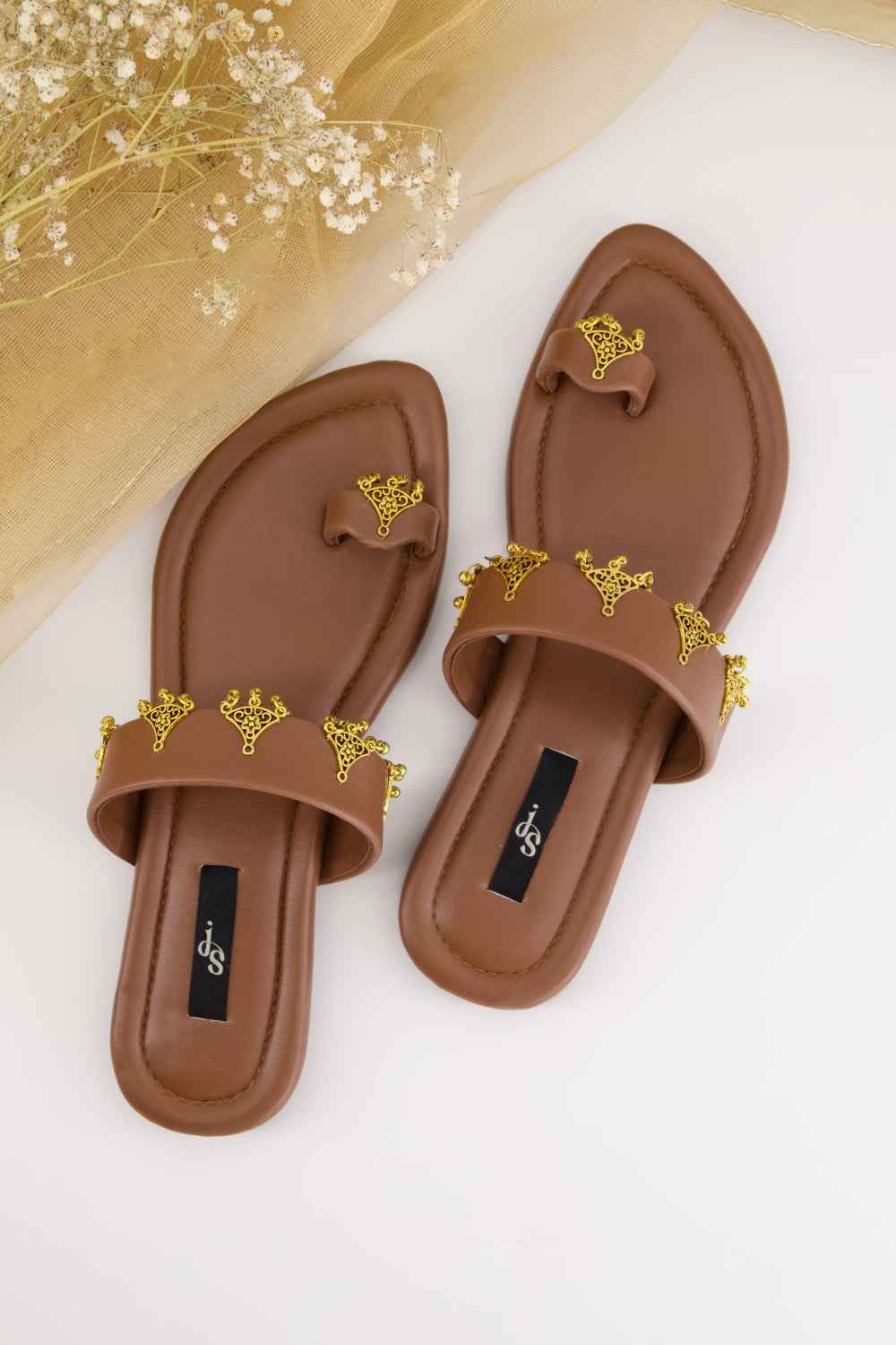 JootiShooti - Nauratan Brown Kolhapuri For Women