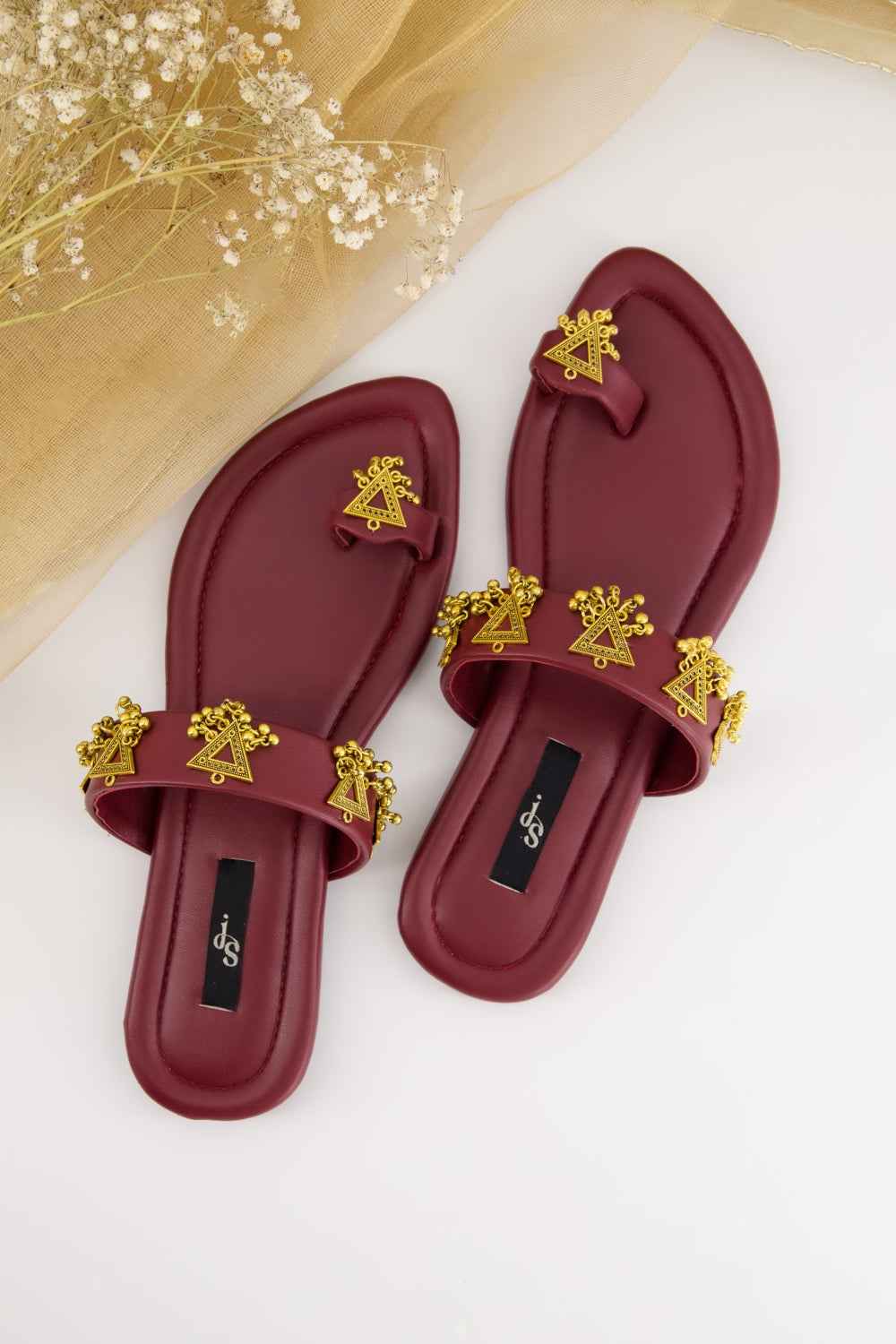 JootiShooti - Nauratan Maroon Kolhapuri For Women