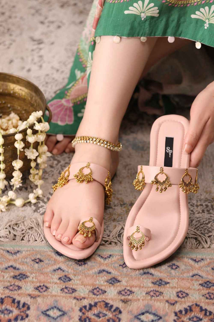 JootiShooti - Nauratan Pink Kolhapuri For Women