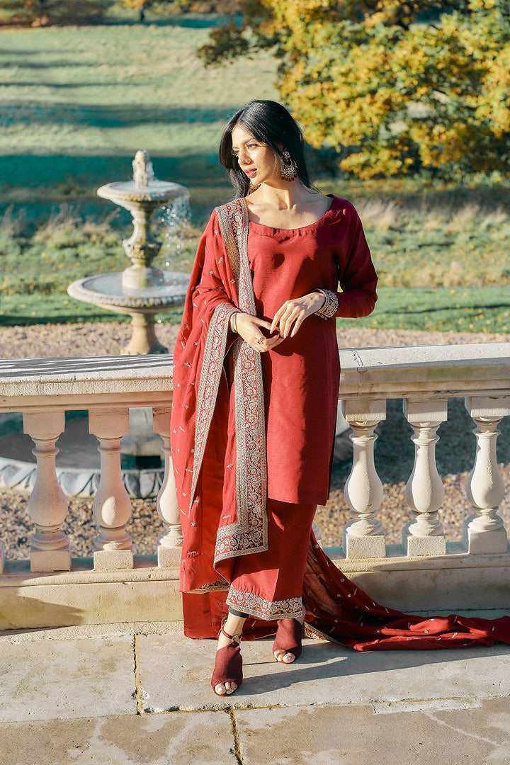 Kaanchi London - Mahira Organza Suit For Women - Red - 3 Piece