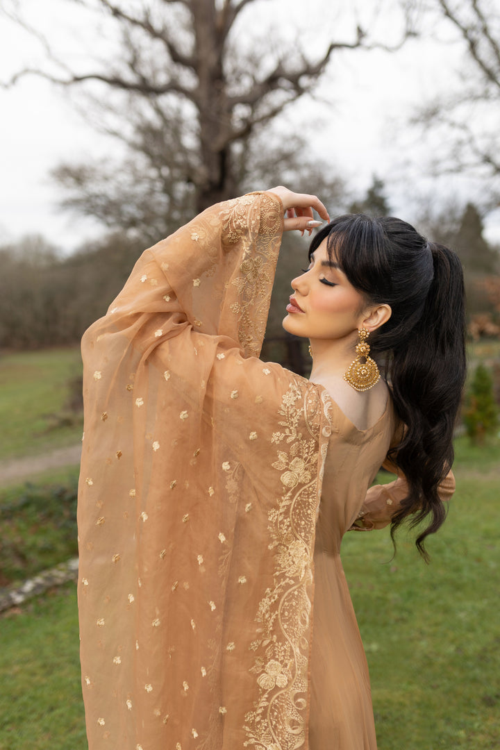 Kaanchi London - Zeenat Chiffon Pishwas For Women - Beige - 3 Piece