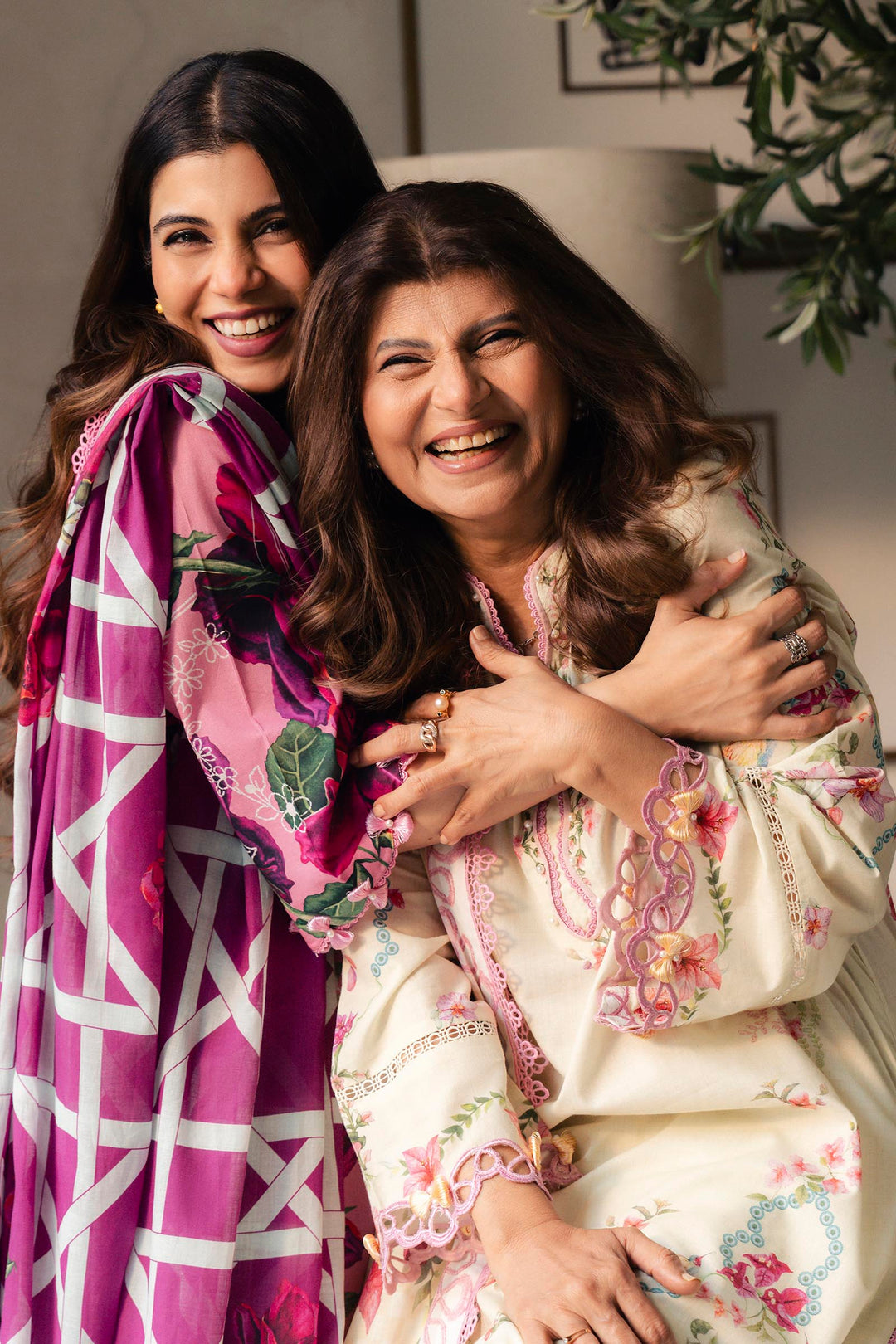 Sana Safinaz Embroidered 3 Piece Lawn Suit Unstitched Pink
