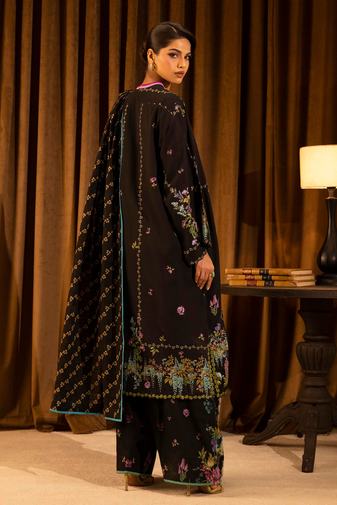 Sana Safinaz - Linen Muzlin - 3 Piece - Unstitched - M253-013B-3Cq