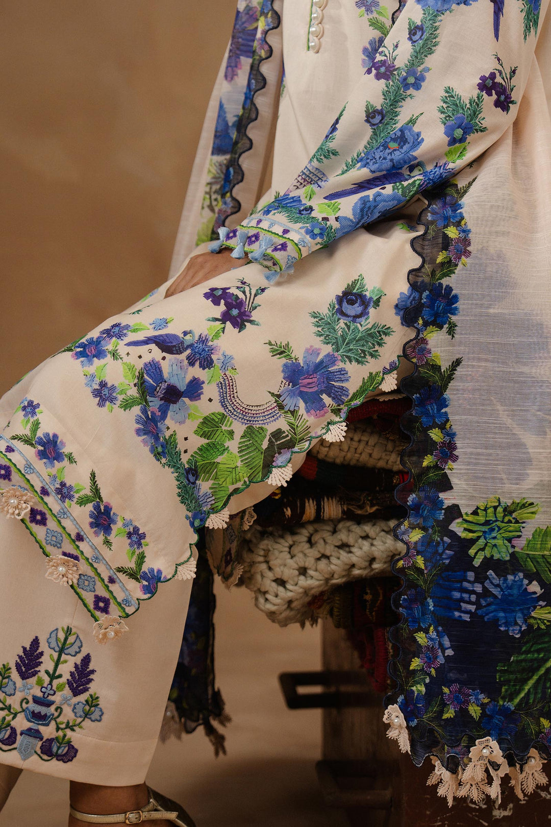 Sana Safinaz - Muzlin Lawn Unstitch Suit For Women - 3 Piece