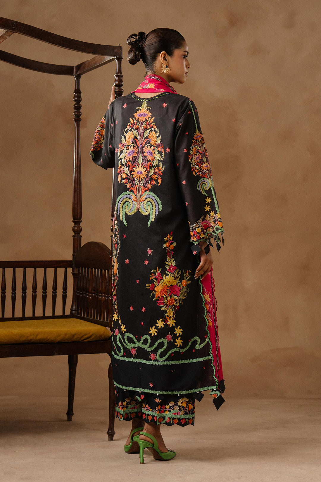 Sana Safinaz - Muzlin Lawn Unstitch Suit For Women - 3 Piece