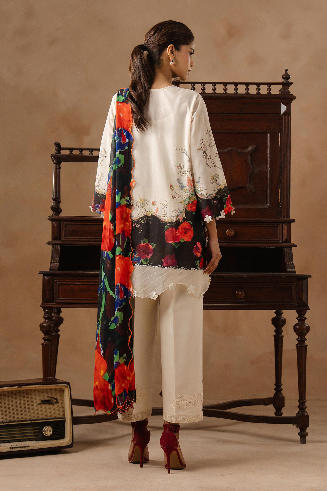 Sana Safinaz - Muzlin Lawn Unstitch Suit For Women - 3 Piece